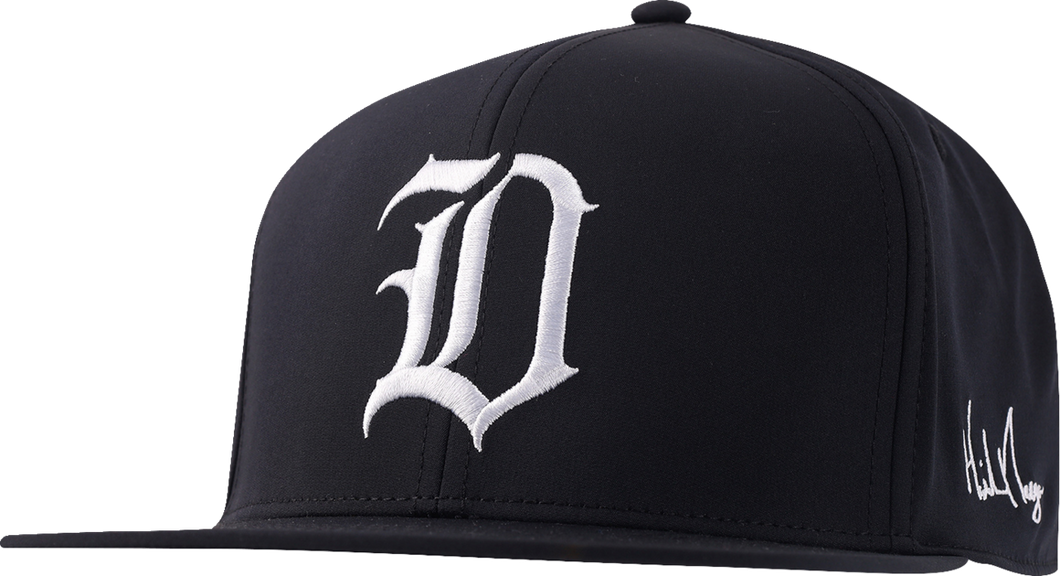 Insignia Hat - Black - One Size - Lutzka's Garage