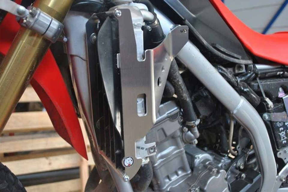 Radiator Braces - Honda