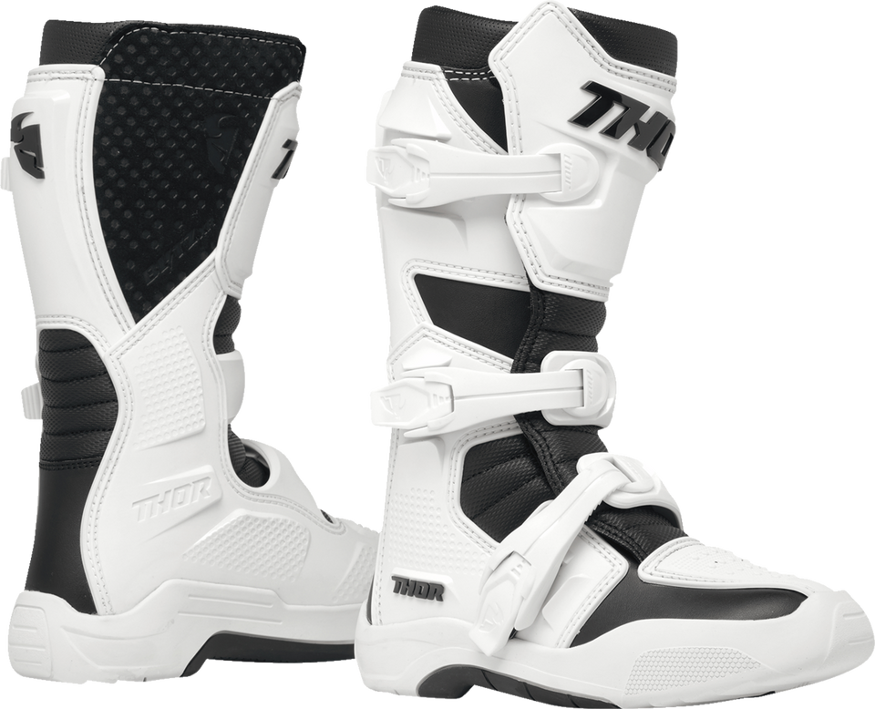 Youth Blitz XR Boots - White/Black - Size 1 - Lutzka's Garage