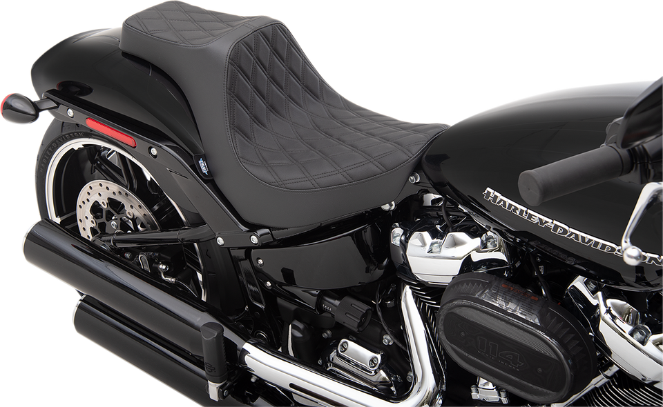 Predator III Seat - Double Diamond - Black Stitching - FXBR/S 18-22