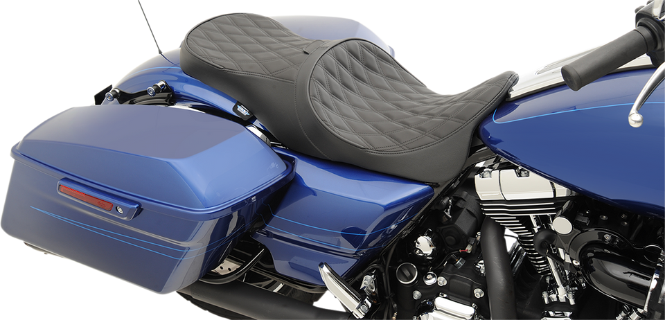 Low Forward Touring Seat - Diamond - FL 08-22