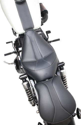 Dominator Solo Seat - Dyna