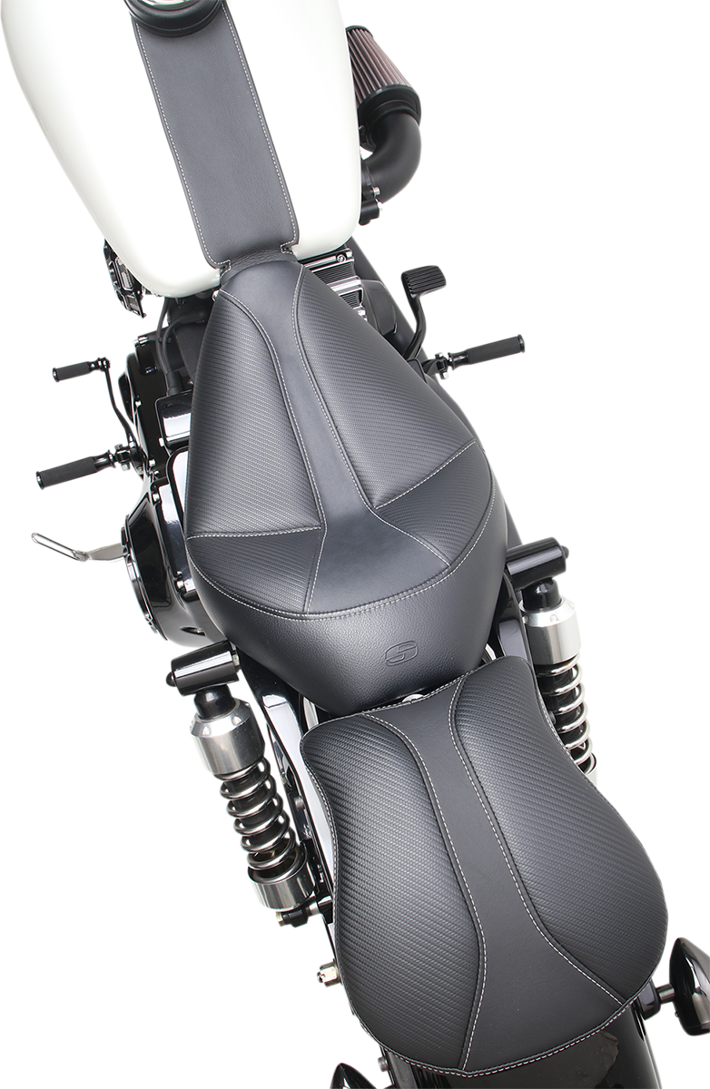 Dominator Solo Seat - Dyna