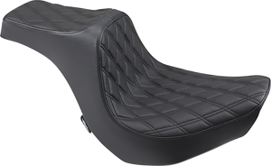 Predator III Seat - Double Diamond - Black Stitching - FXBR/S 18-22