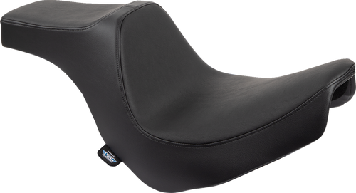 Predator III Seat - Smooth - Black - FL/FX 18-23 - Lutzka's Garage