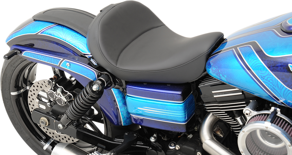 Solo Seat - Mild Stitched - Drivers Backrest - FXD/FLD 06-17