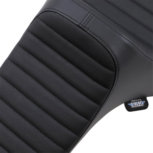 Predator III Seat - Classic Stitch - XL 04-22