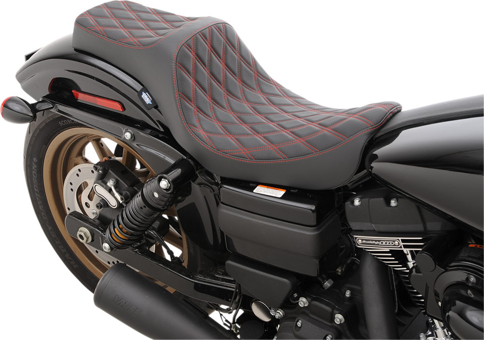 Predator III Seat - Double Diamond - Red Stitching - FXD/FLD 06-17