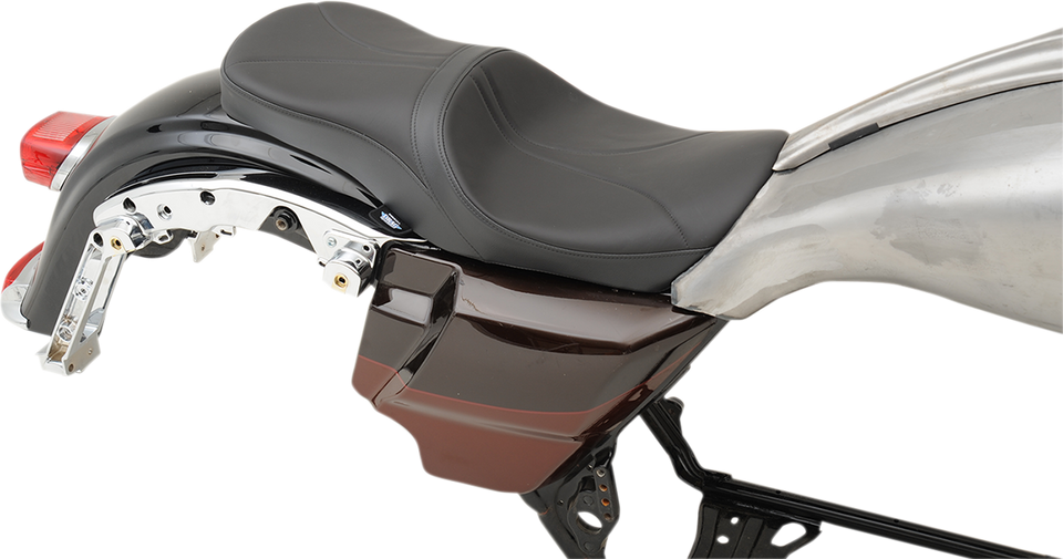 Low Touring Seat - Mild Stitched - Yaffe Tanks - FL 18-22