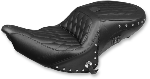 Heated Seat - Diamond - Drivers Backrest - Roadmaster