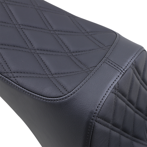 Predator III Seat - Double Diamond - Black Thread